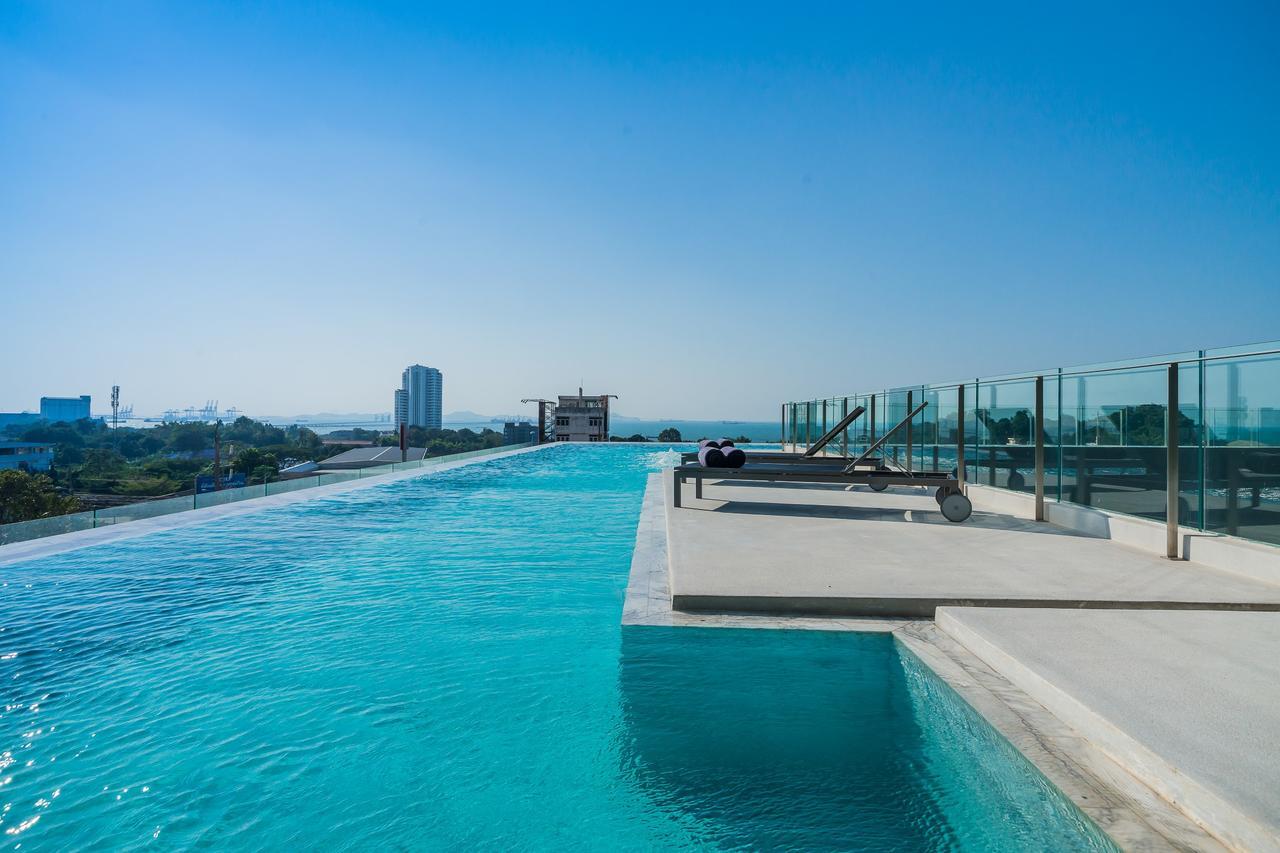 Arize Hotel Sri Racha Si Racha Exterior photo