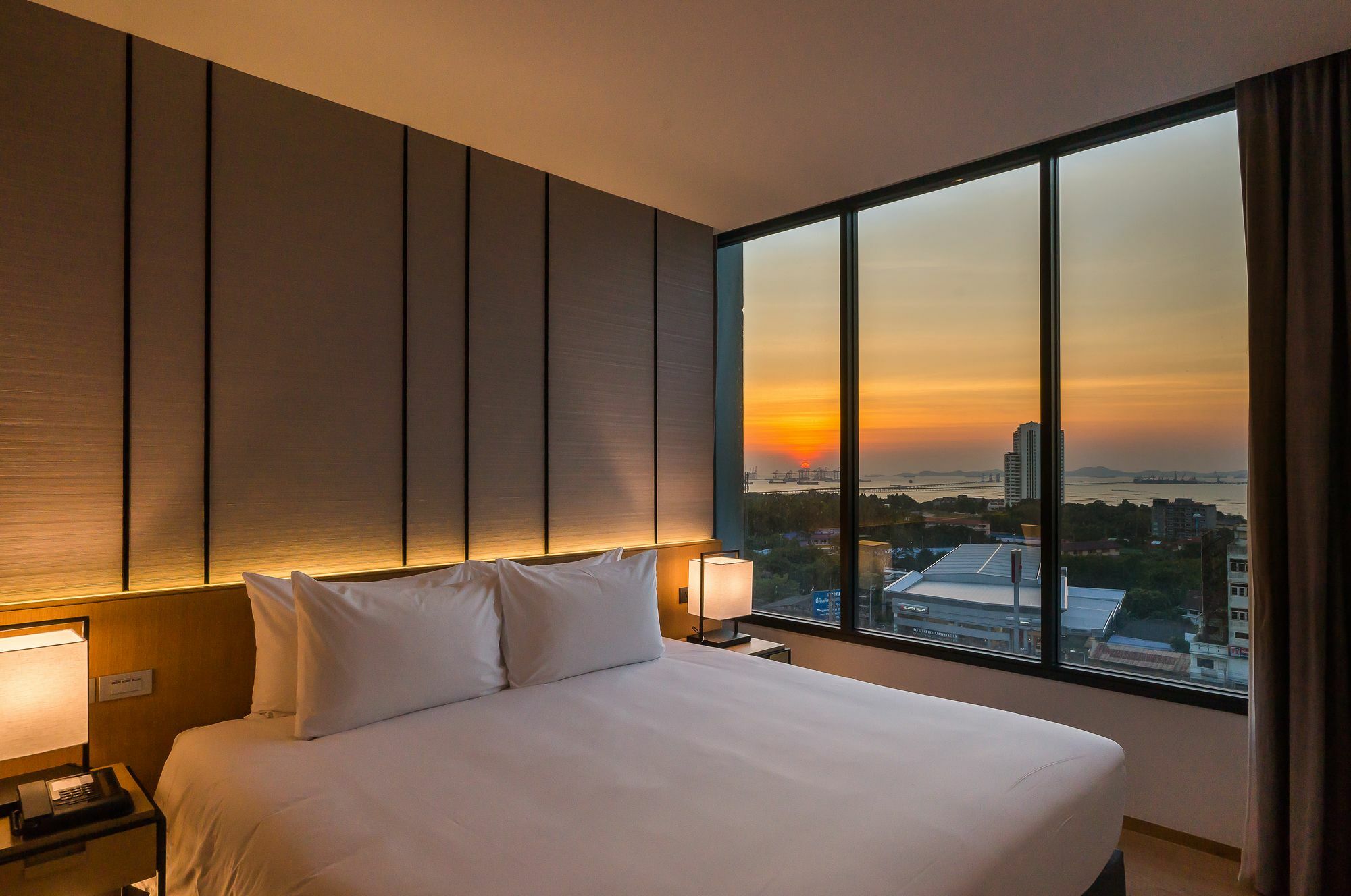 Arize Hotel Sri Racha Si Racha Exterior photo