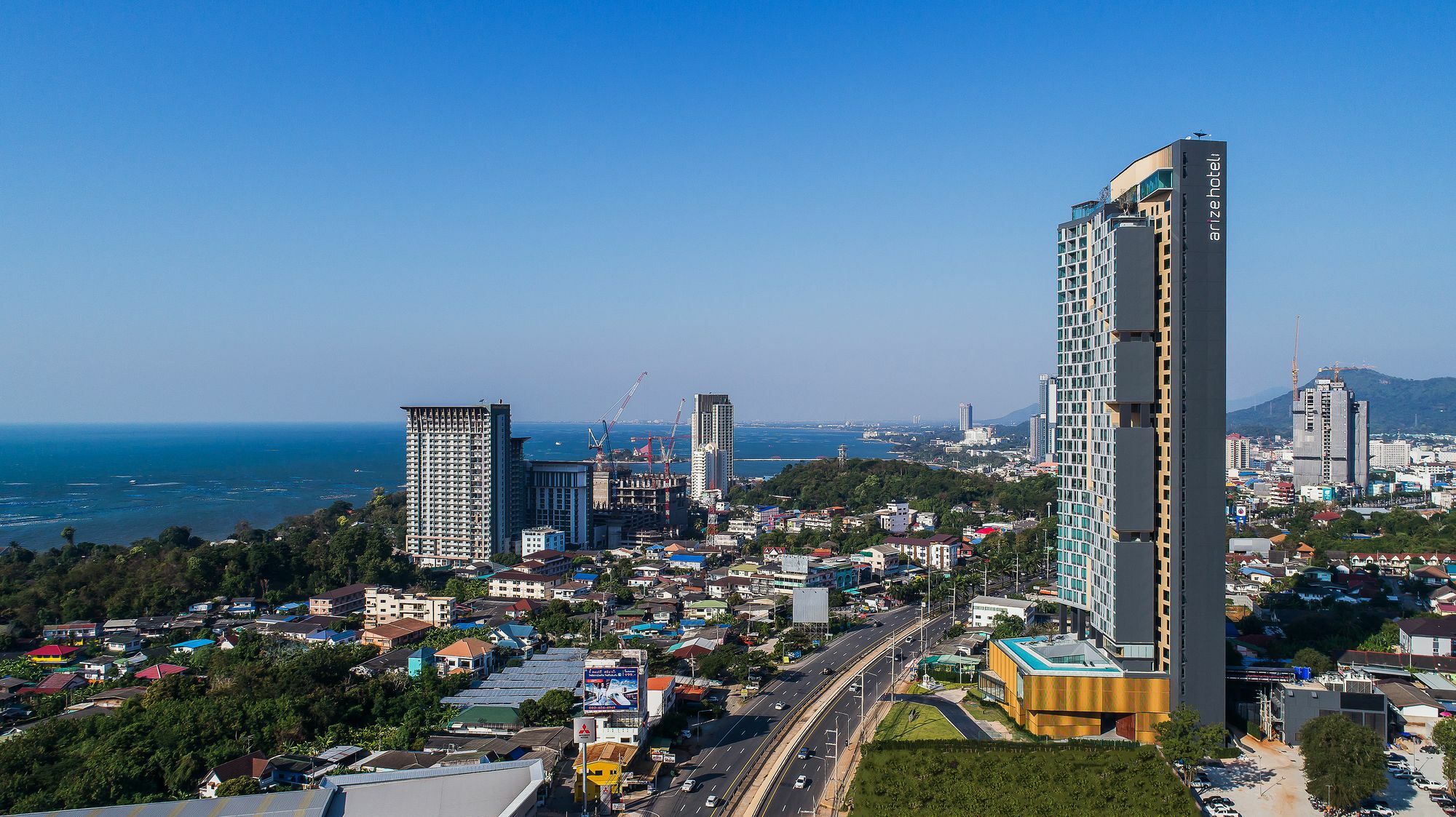 Arize Hotel Sri Racha Si Racha Exterior photo