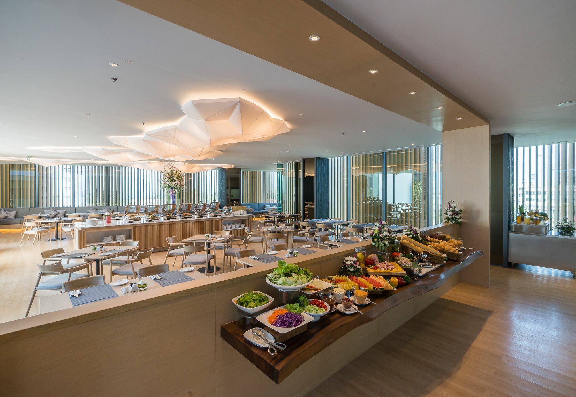 Arize Hotel Sri Racha Si Racha Exterior photo