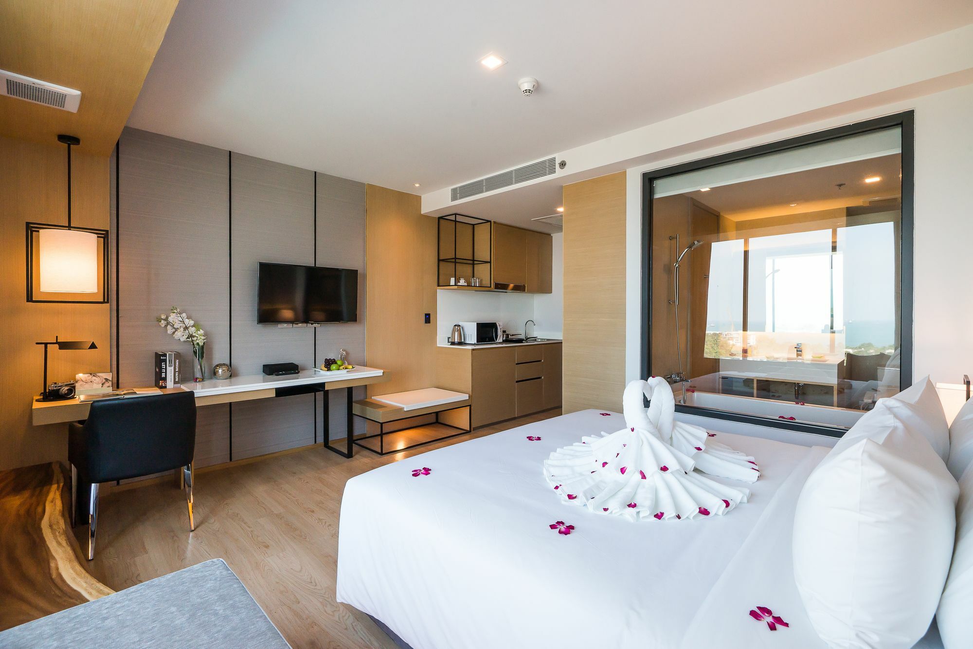 Arize Hotel Sri Racha Si Racha Exterior photo